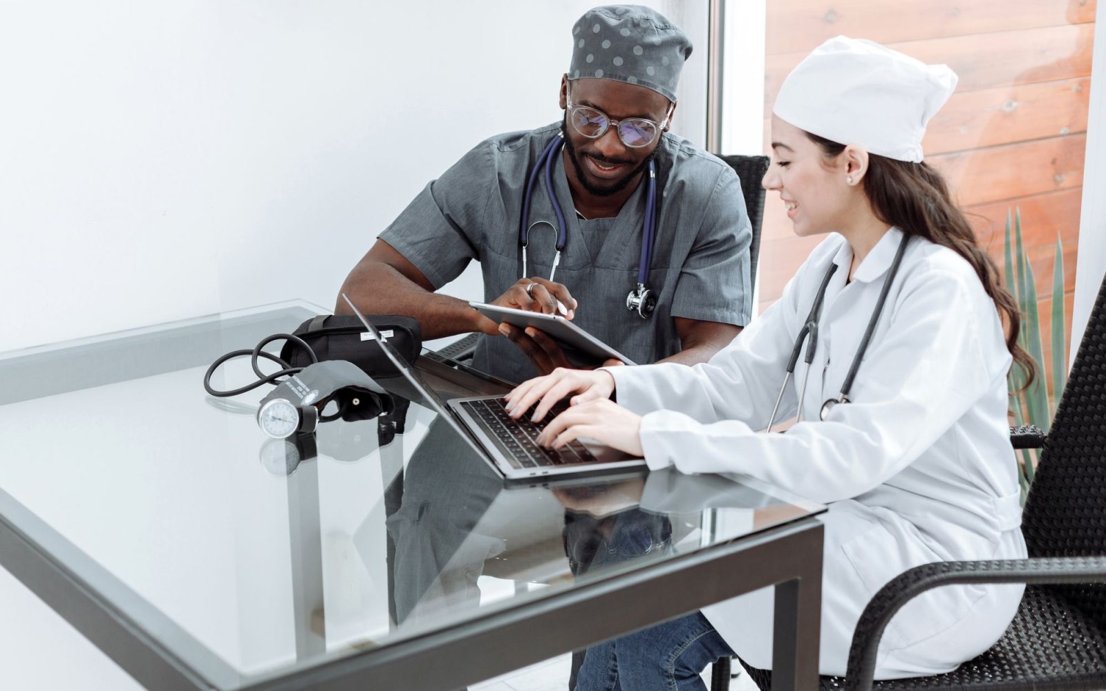 MedCare Hospital Network — MedCare Plus case study
